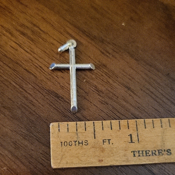 10k Gold Cross Pendant - Picture 2 of 5